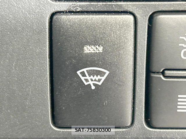 Toyota TANK 2019-04 4989771-7