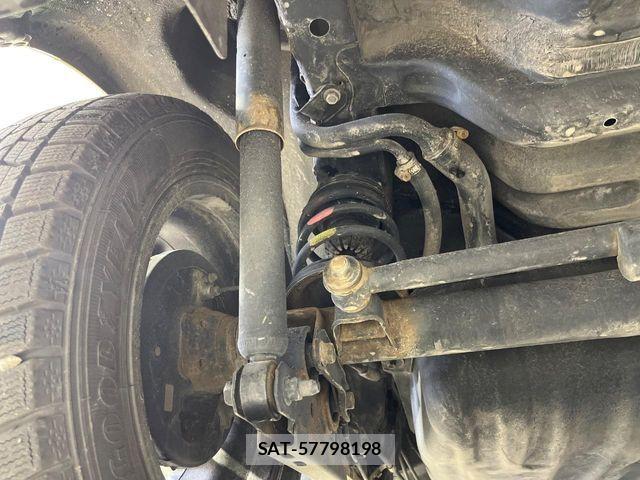 Toyota TANK 2019-04 6914062-19