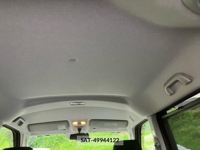 Toyota TANK 2017-06 7879853-13