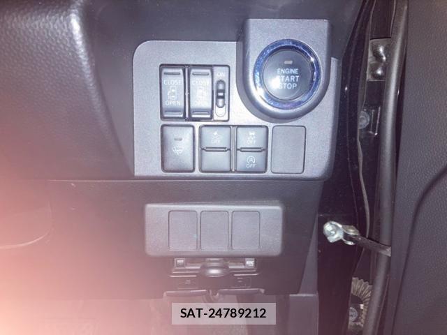 Toyota TANK 2017-03 7981255-20