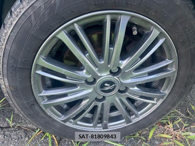 Toyota TANK 2017-09 8355715-10