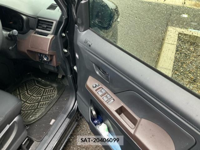 Toyota TANK 2018-05 8415309-18