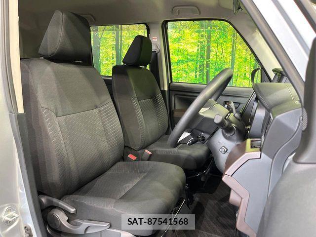 Toyota TANK 2019-07 8438970-9