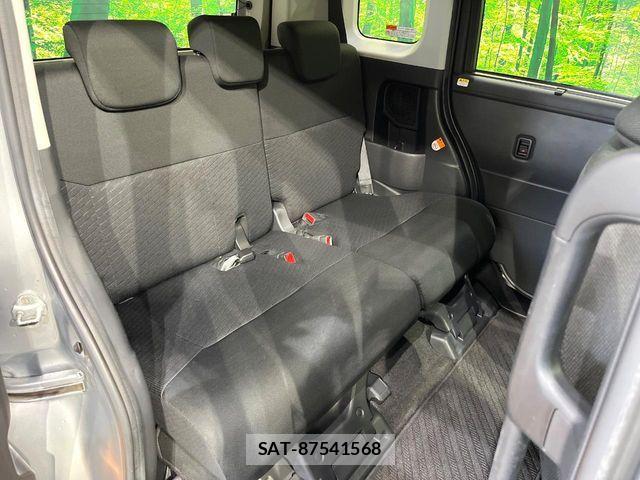 Toyota TANK 2019-07 8438970-10