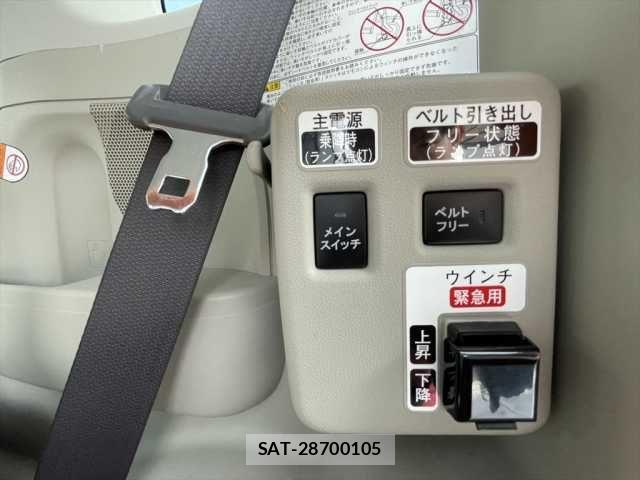 Daihatsu TANTO 2014-02 771047-5