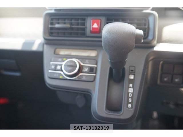 Daihatsu TANTO 2020-07 1187963-26