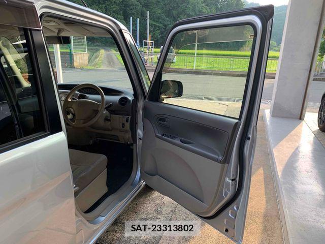 Daihatsu TANTO 2012-02 1208953-9