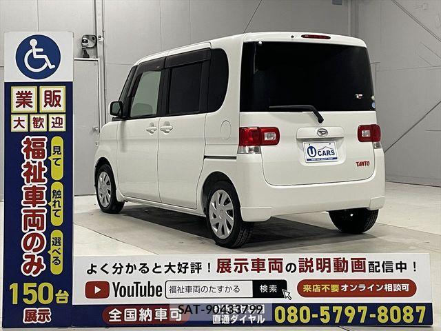 Daihatsu TANTO 2010-12 1306884-13