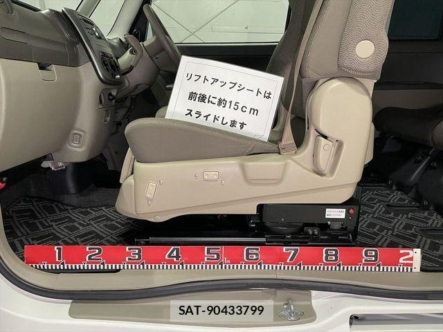 Daihatsu TANTO 2010-12 1306884-7