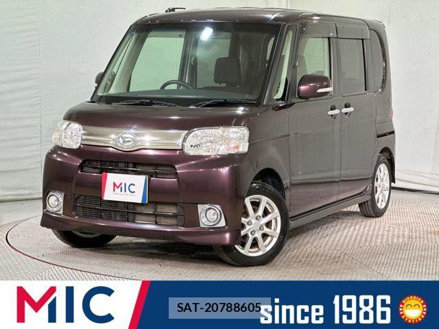 Daihatsu TANTO 2013-08 1415185-0
