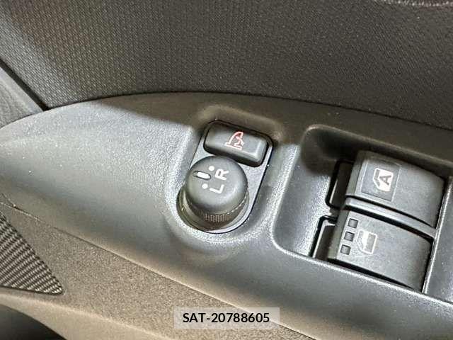 Daihatsu TANTO 2013-08 1415185-14