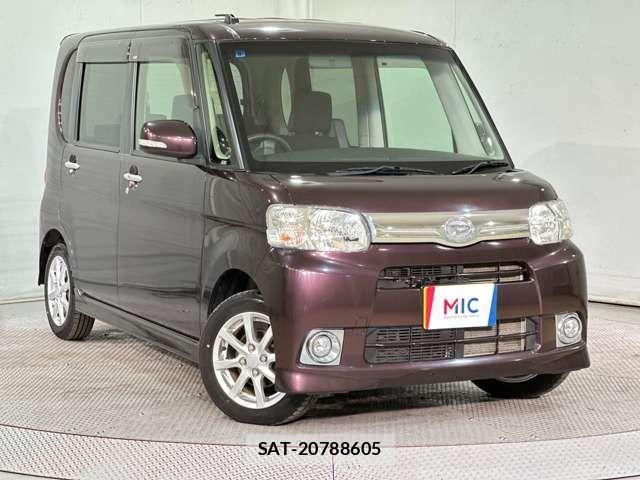 Daihatsu TANTO 2013-08 1415185-1