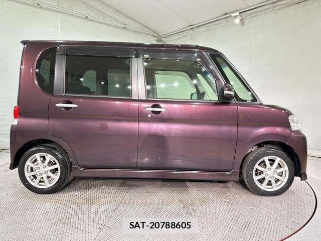 Daihatsu TANTO 2013-08 1415185-3
