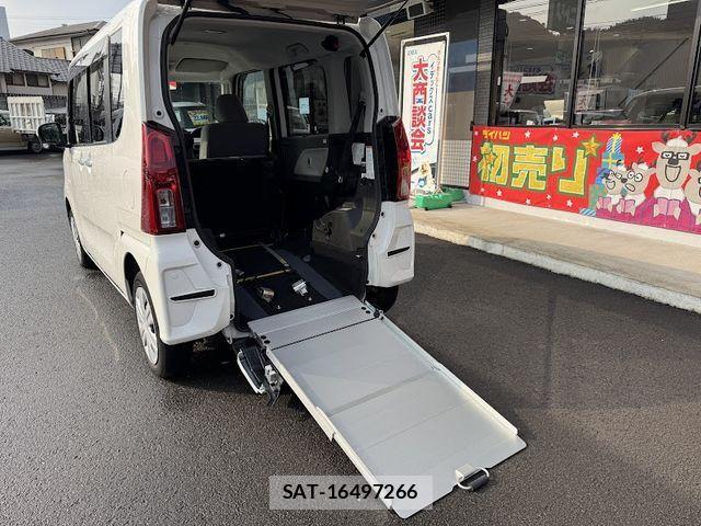 Daihatsu TANTO 2020-10 2320263-24