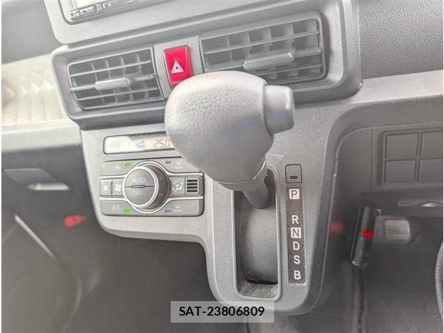 Daihatsu TANTO 2022-02 2678532-28