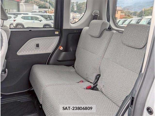Daihatsu TANTO 2022-02 2678532-3
