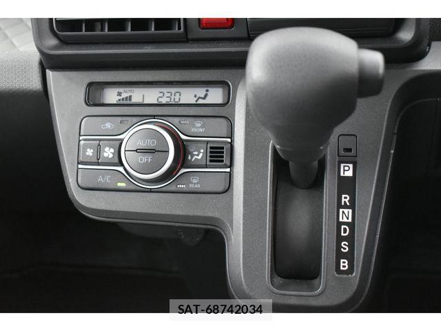 Daihatsu TANTO 2022-04 3778040-11