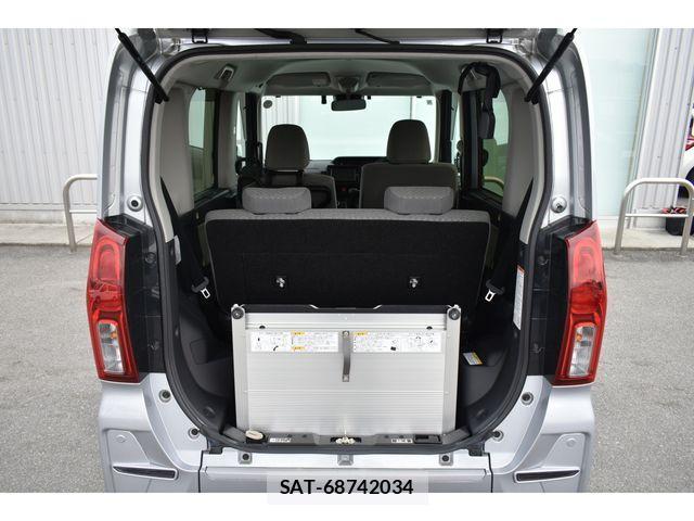 Daihatsu TANTO 2022-04 3778040-24