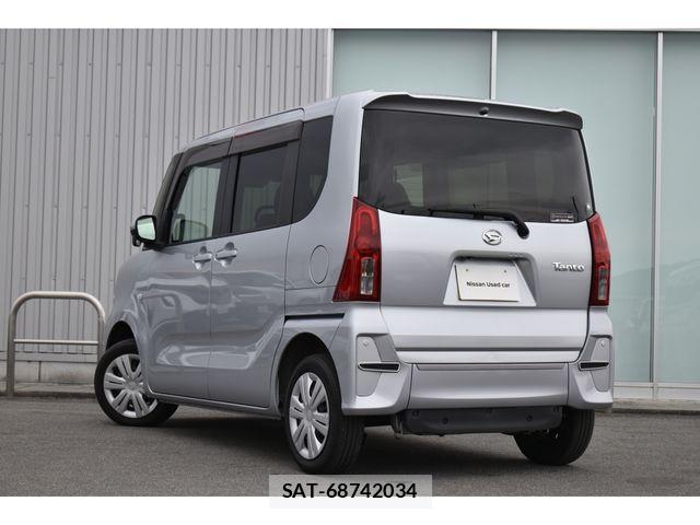 Daihatsu TANTO 2022-04 3778040-28