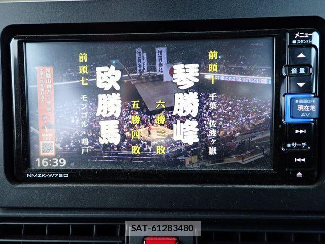 Daihatsu TANTO 2022-10 3936090-11