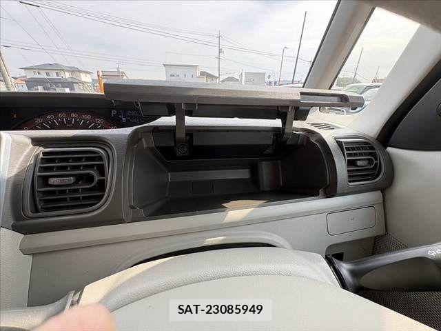 Daihatsu TANTO 2016-08 4373205-28