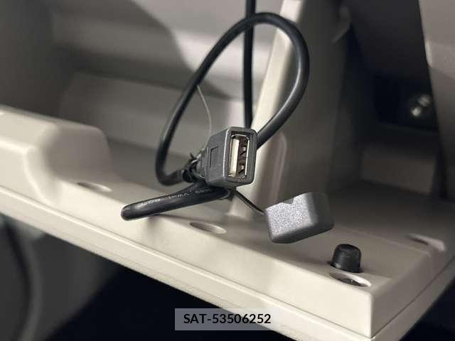 Daihatsu TANTO 2018-03 4373203-20