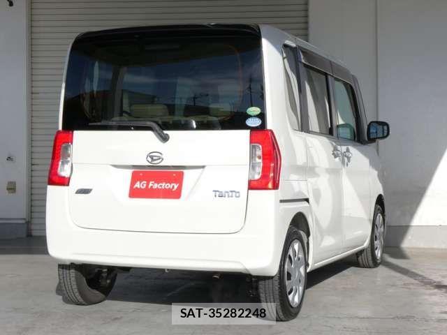 Daihatsu TANTO 2013-10 4395431-1