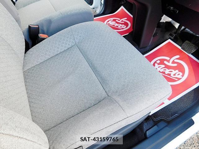 Daihatsu TANTO 2021-01 4395408-17