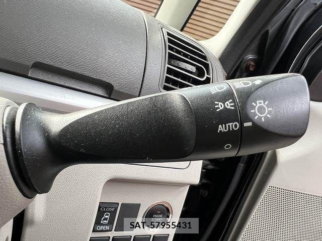 Daihatsu TANTO 2016-09 4424441-14