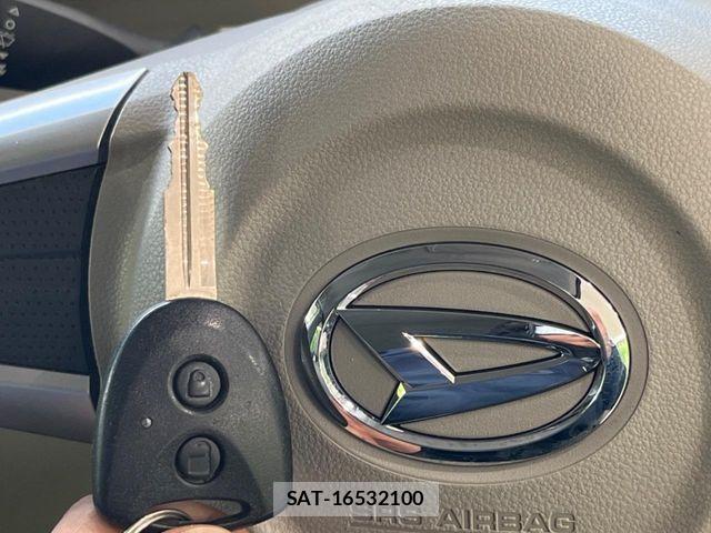 Daihatsu TANTO 2017-06 4424452-5