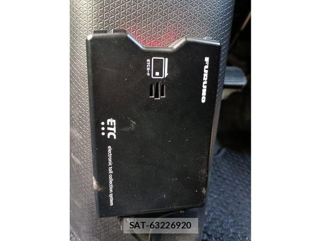 Daihatsu TANTO 2022-05 4989938-16