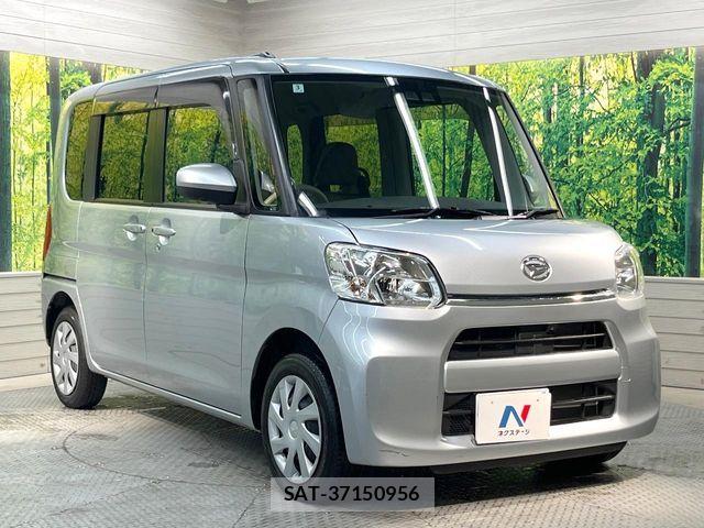 Daihatsu TANTO 2018-03 4989914-15