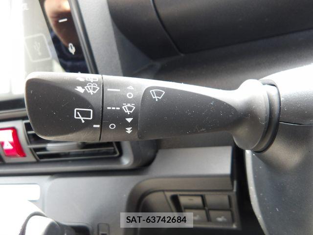 Daihatsu TANTO 2022-09 5880517-13