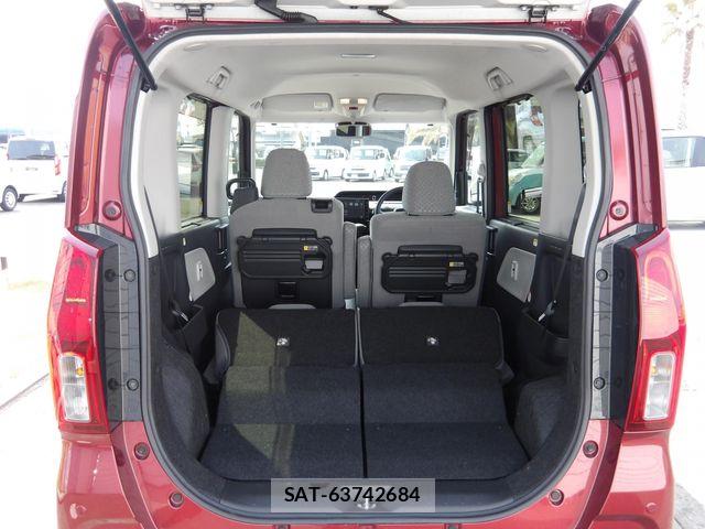 Daihatsu TANTO 2022-09 5880517-18
