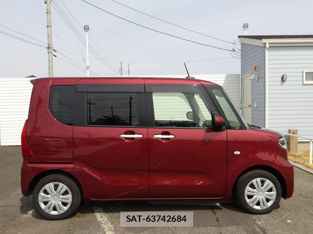 Daihatsu TANTO 2022-09 5880517-29