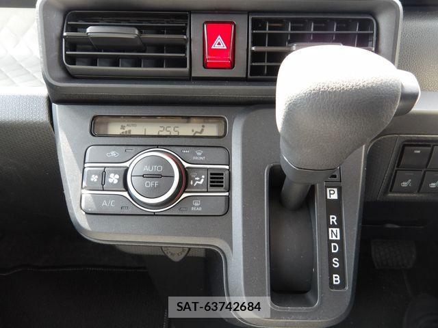 Daihatsu TANTO 2022-09 5880517-8