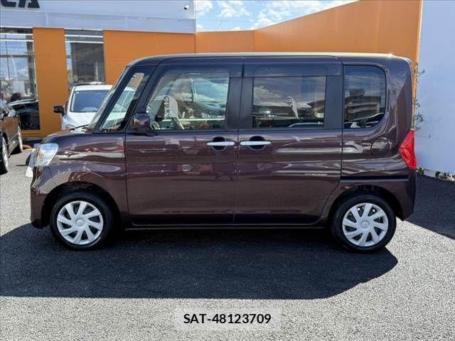 Daihatsu TANTO 2017-10 5880604-10