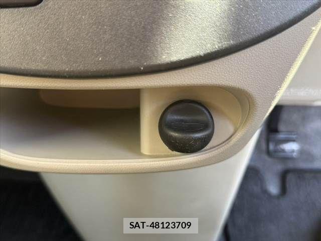 Daihatsu TANTO 2017-10 5880604-20