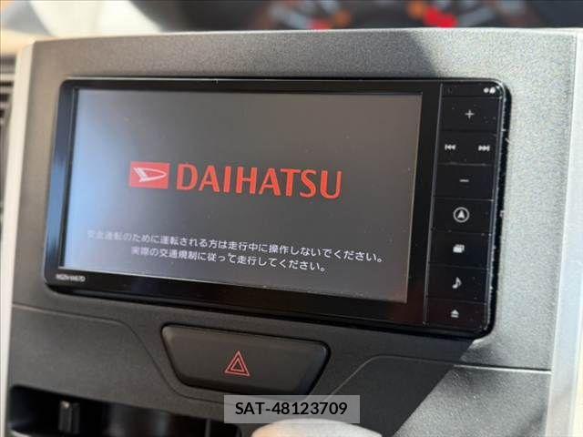 Daihatsu TANTO 2017-10 5880604-2