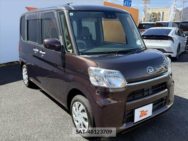 Daihatsu TANTO 2017-10 5880604-7