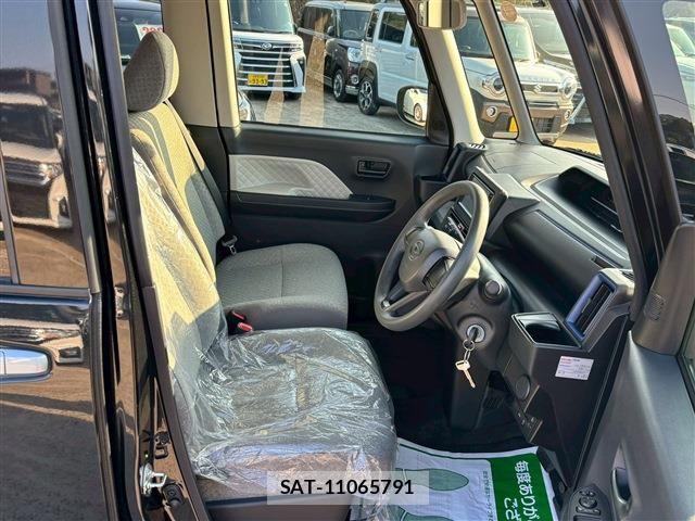 Daihatsu TANTO 2022-08 6020677-15