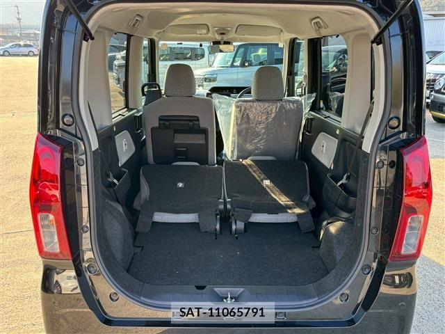 Daihatsu TANTO 2022-08 6020677-7