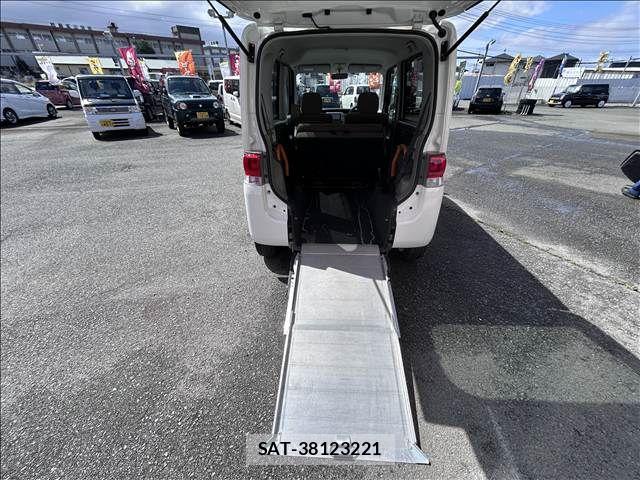 Daihatsu TANTO 2011-02 6020795-14