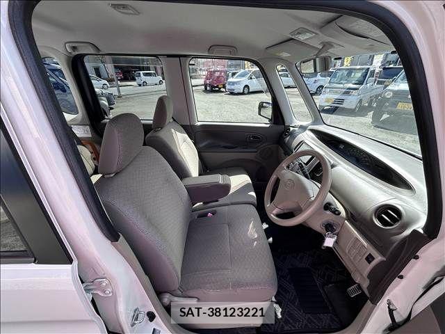 Daihatsu TANTO 2011-02 6020795-5