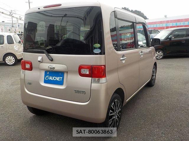 Daihatsu TANTO 2013-07 6220280-5