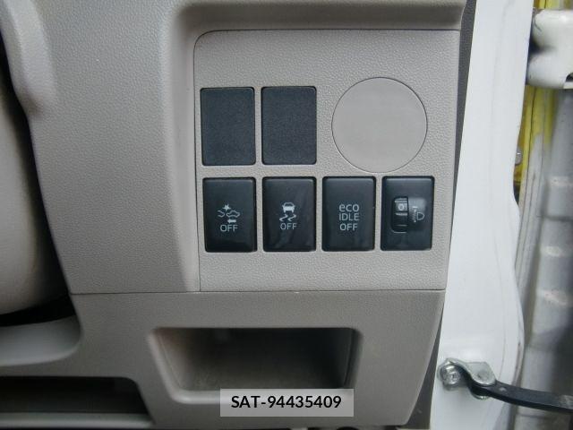 Daihatsu TANTO 2016-08 6247866-7