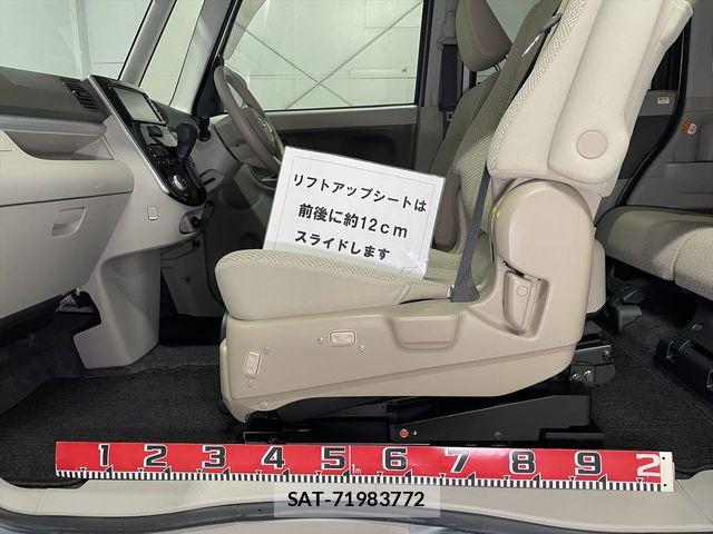 Daihatsu TANTO 2018-11 6247865-7