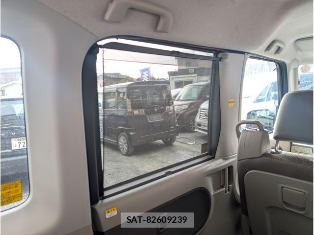 Daihatsu TANTO 2017-08 6306855-9