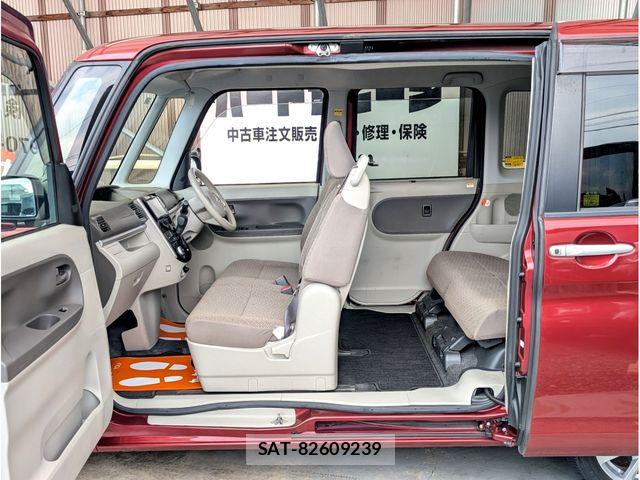 Daihatsu TANTO 2017-08 6306855-3