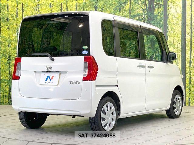 Daihatsu TANTO 2017-05 6306839-16